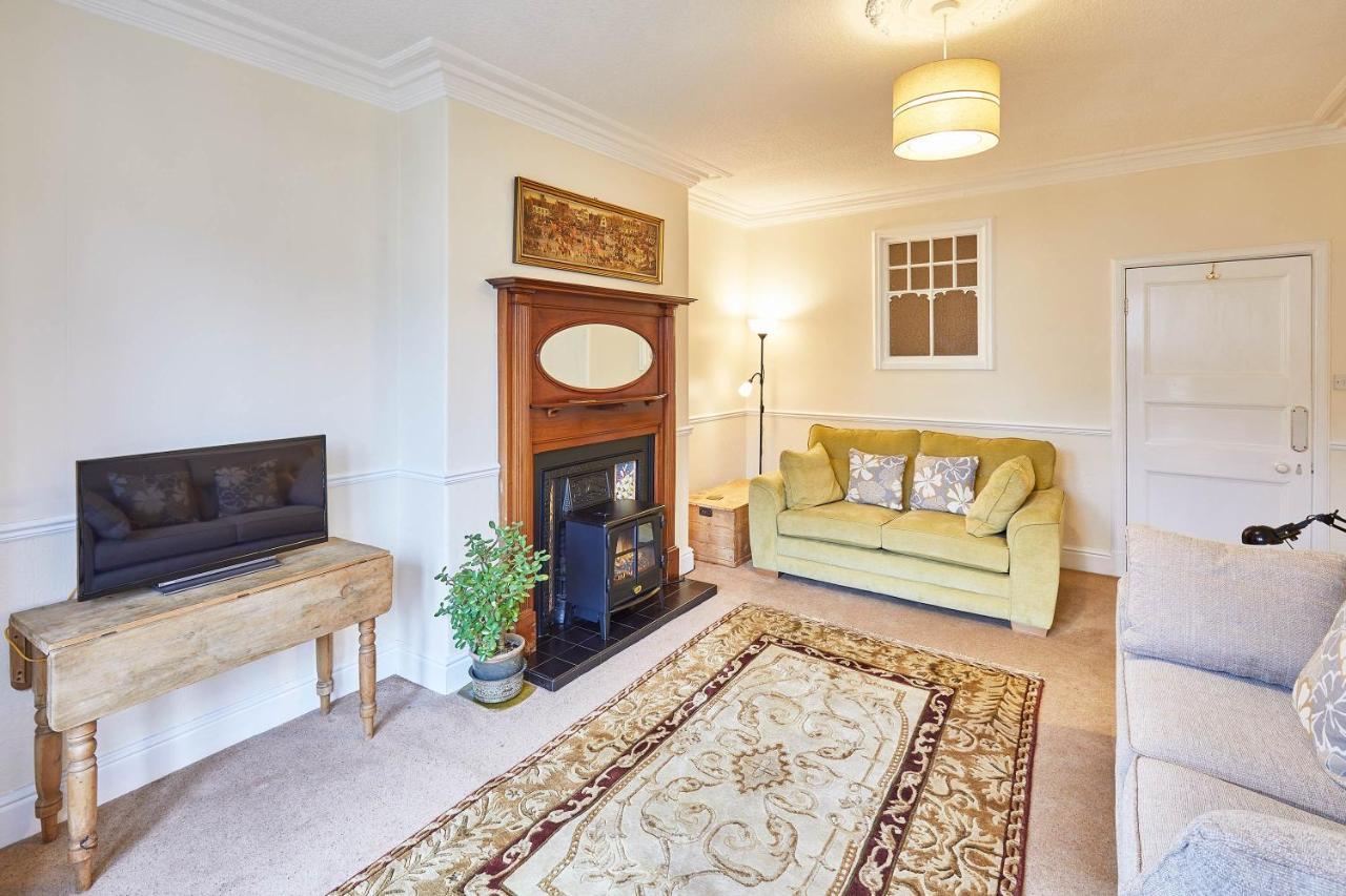 Host & Stay - The Garden Flat Scarborough Bagian luar foto